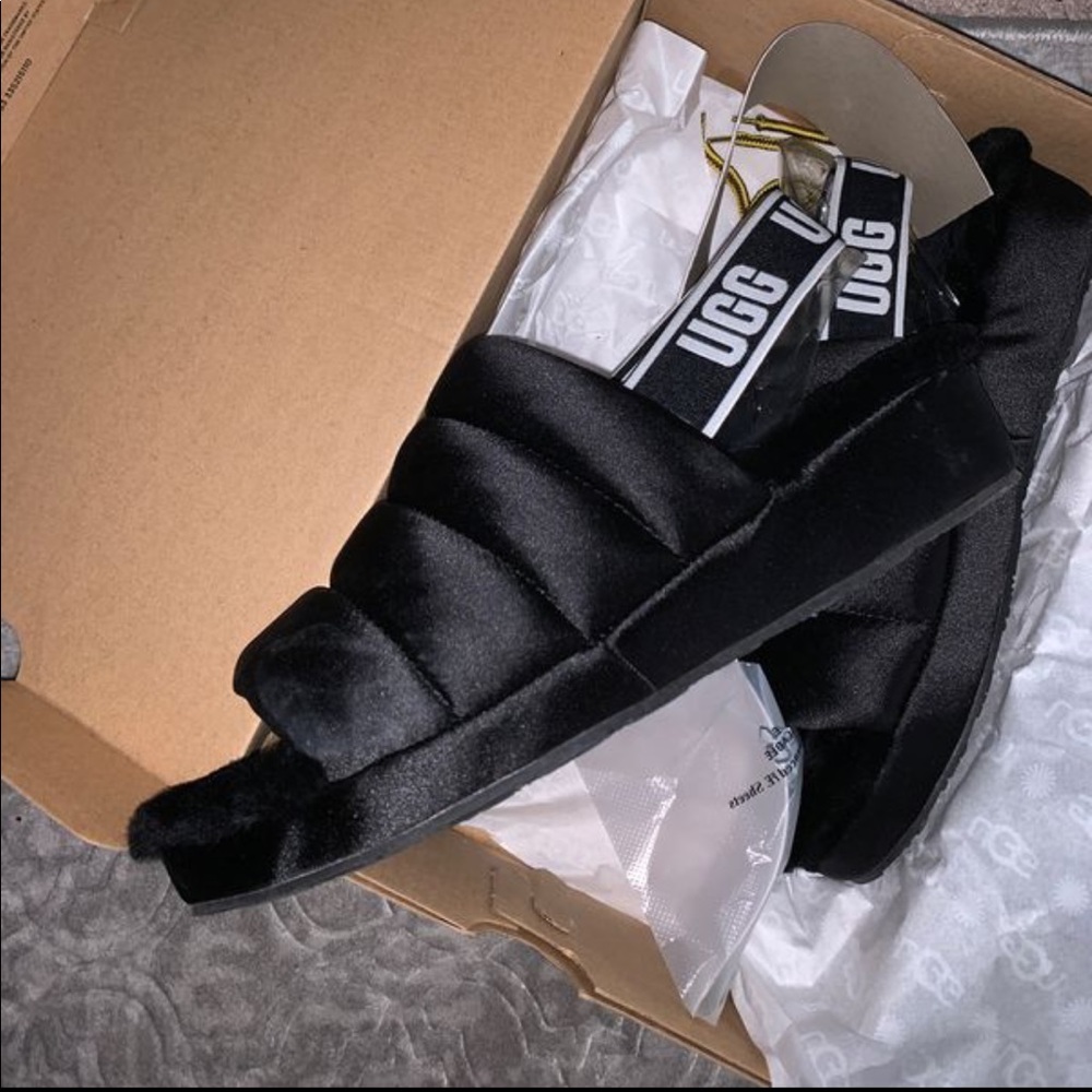 SOLD 🖤 puff yeah 🖤